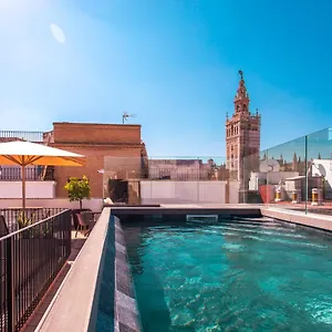 Casa Alhaja By Shiadu Sevilla
