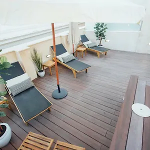 One&lux Byron Apartament