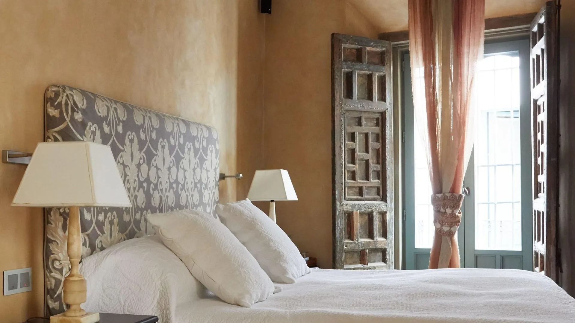 Hotel Corral del Rey Sevilla 3*,